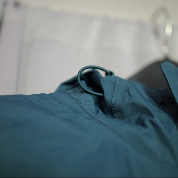 Men’s Large North Face Jacket Green/Teal w/ hood - Picture 8 of 11